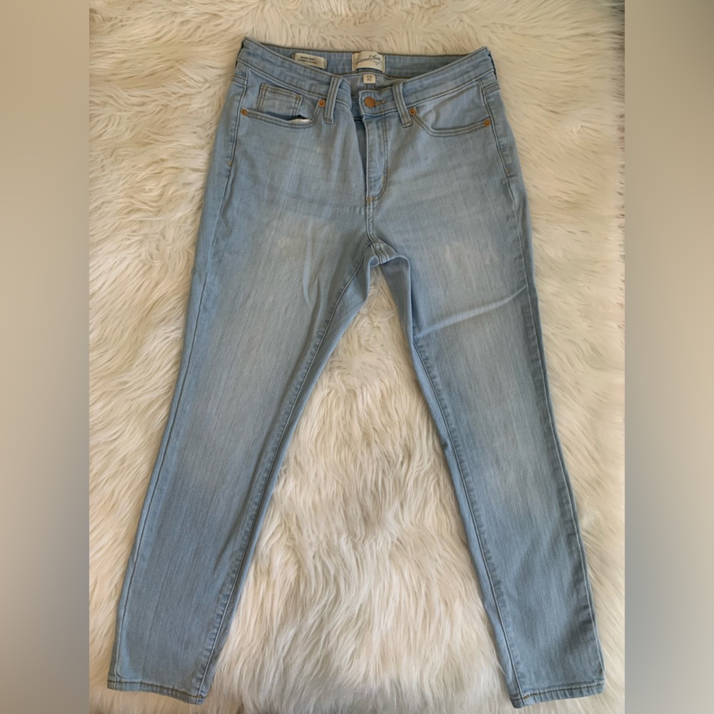 Universal Thread womenβs Jeans - Picture 9 of 11